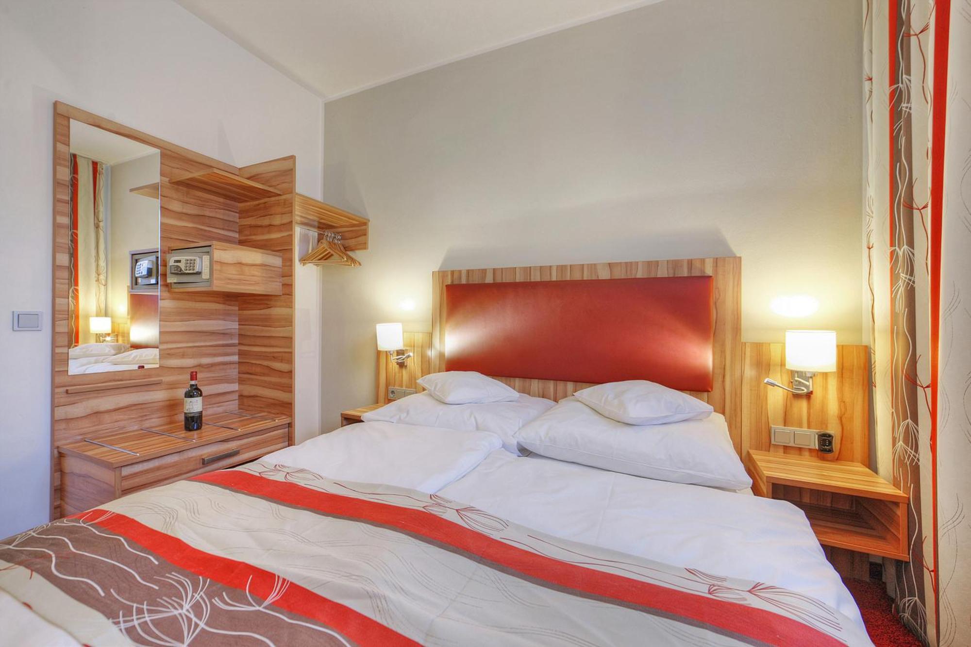 Hotel Da Vinci Gröbenzell Szoba fotó